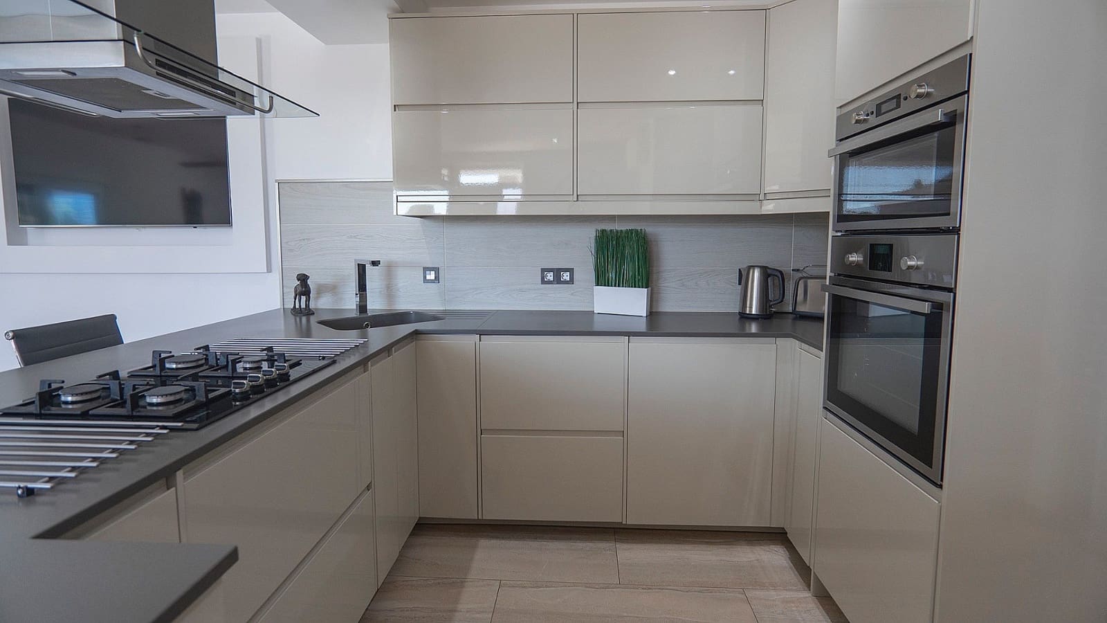 4 bedroom Villa for sale in Ciudad Quesada with pool garage - € 799,995 (Ref: 8841973)