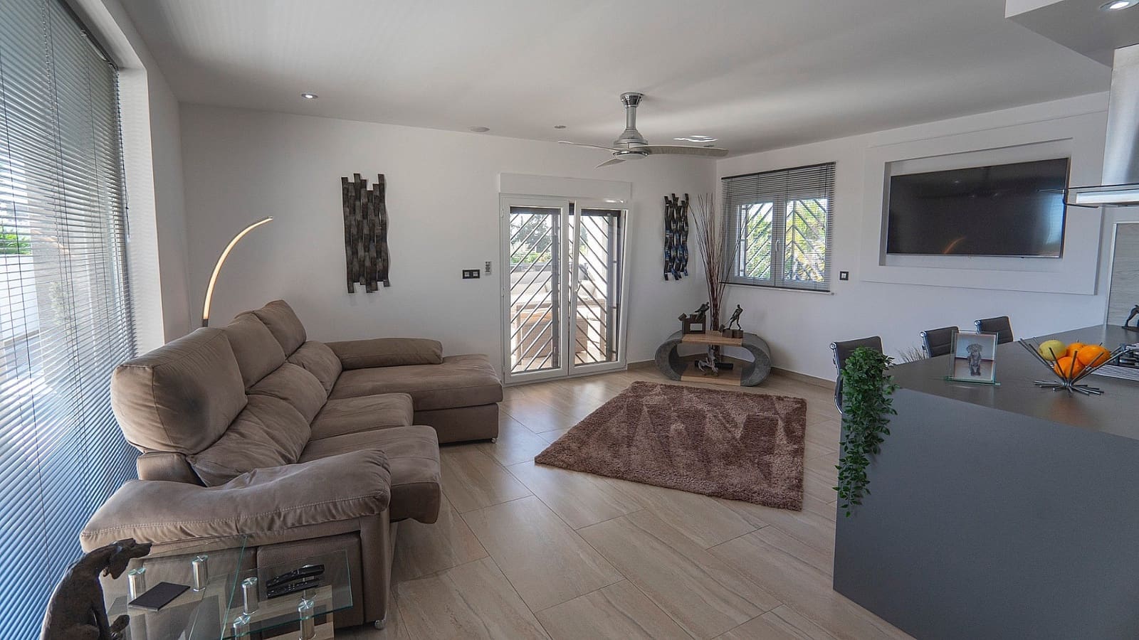 4 bedroom Villa for sale in Ciudad Quesada with pool garage - € 799,995 (Ref: 8841973)