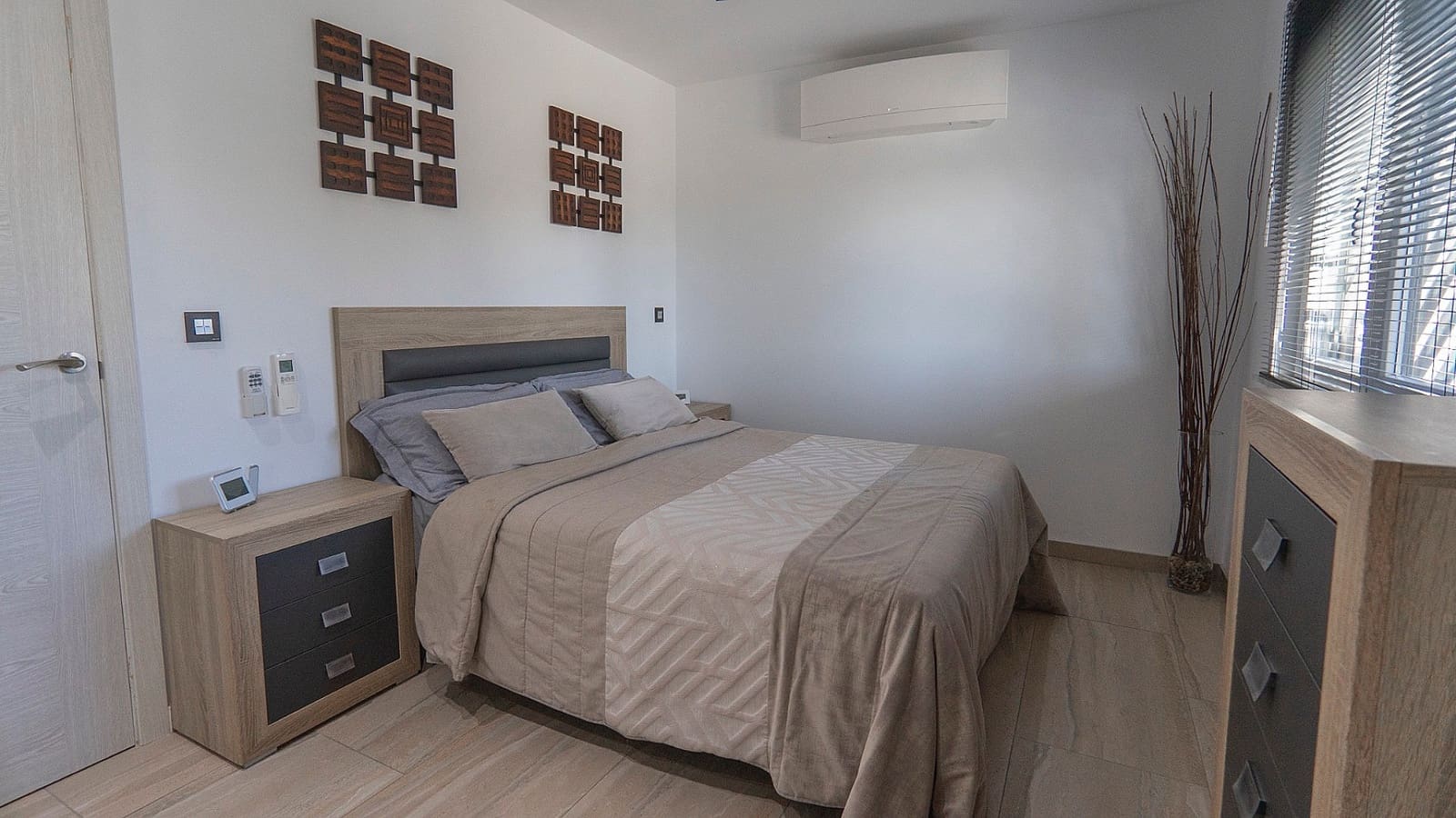 4 bedroom Villa for sale in Ciudad Quesada with pool garage - € 799,995 (Ref: 8841973)