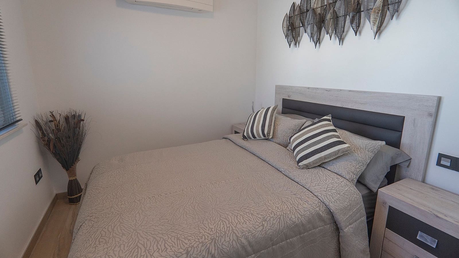 4 bedroom Villa for sale in Ciudad Quesada with pool garage - € 799,995 (Ref: 8841973)