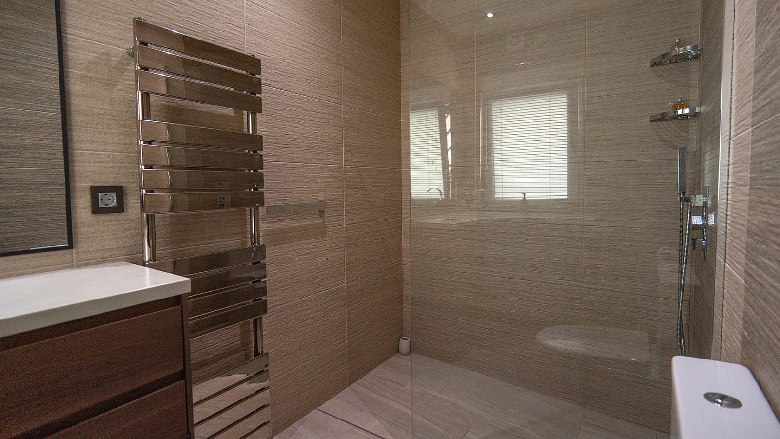 4 bedroom Villa for sale in Ciudad Quesada with pool garage - € 799,995 (Ref: 8841973)