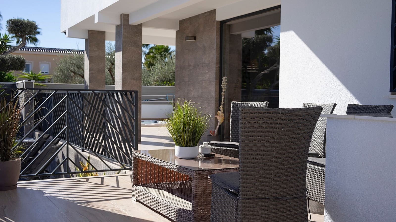 4 bedroom Villa for sale in Ciudad Quesada with pool garage - € 799,995 (Ref: 8841973)