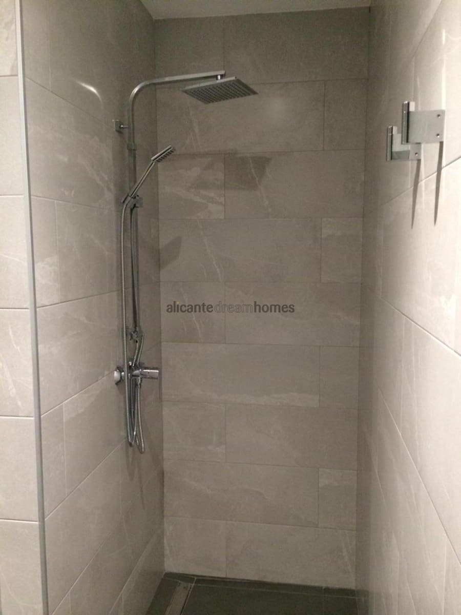 3 slaapkamer Villa te koop in Pinoso met zwembad - € 398.000 (Ref: 8844057)