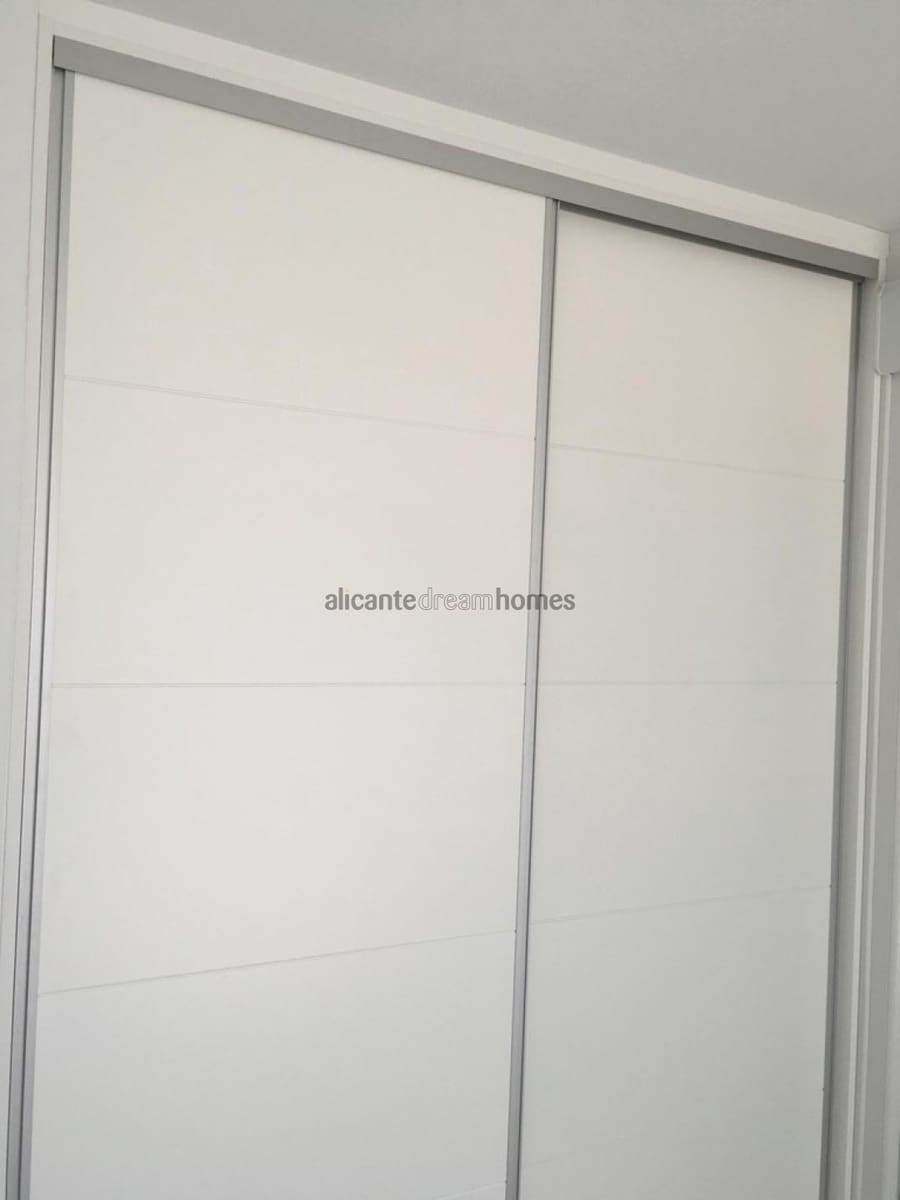 3 slaapkamer Villa te koop in Pinoso met zwembad - € 398.000 (Ref: 8844057)