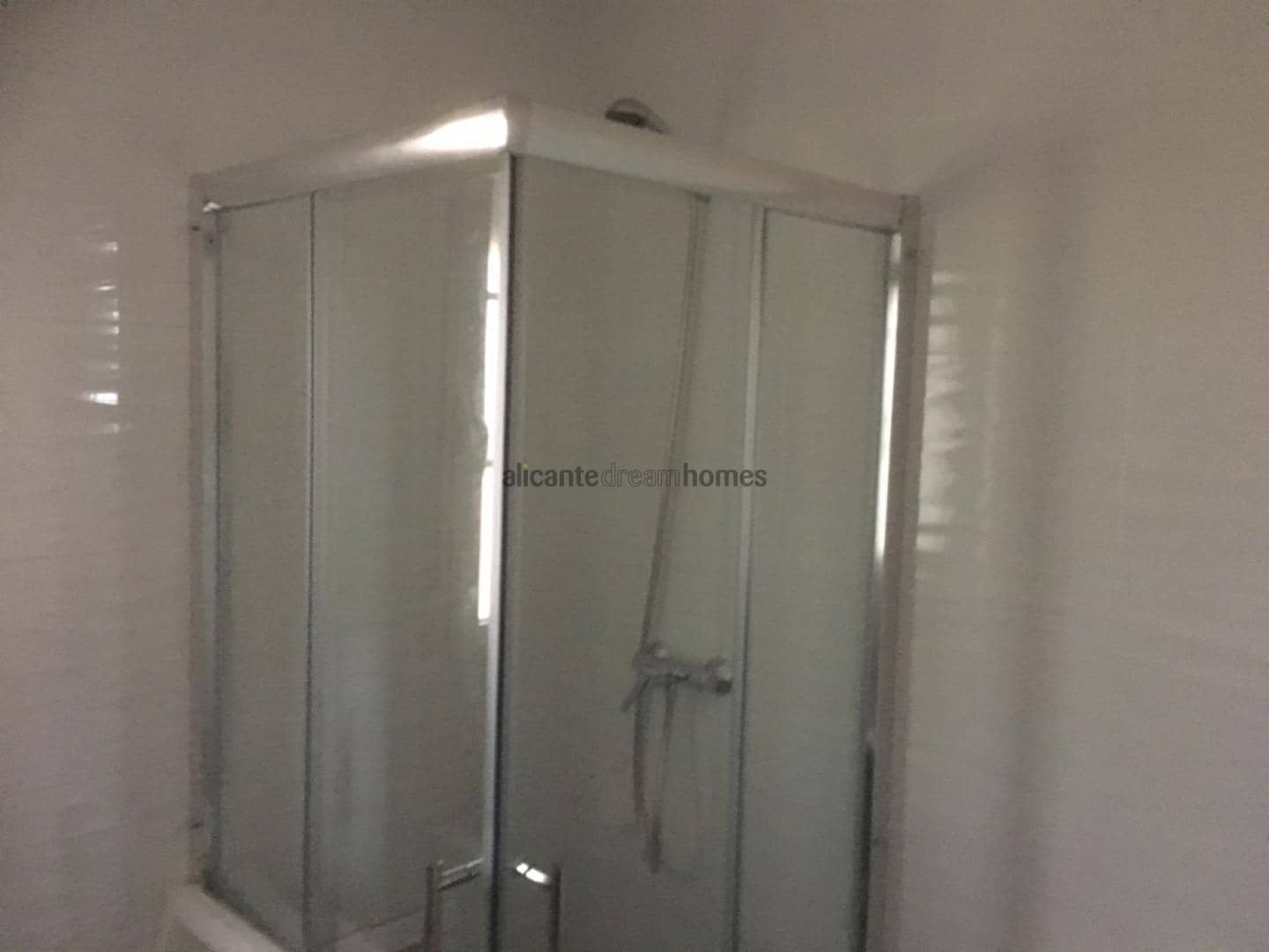 3 slaapkamer Villa te koop in Pinoso met zwembad - € 398.000 (Ref: 8844057)