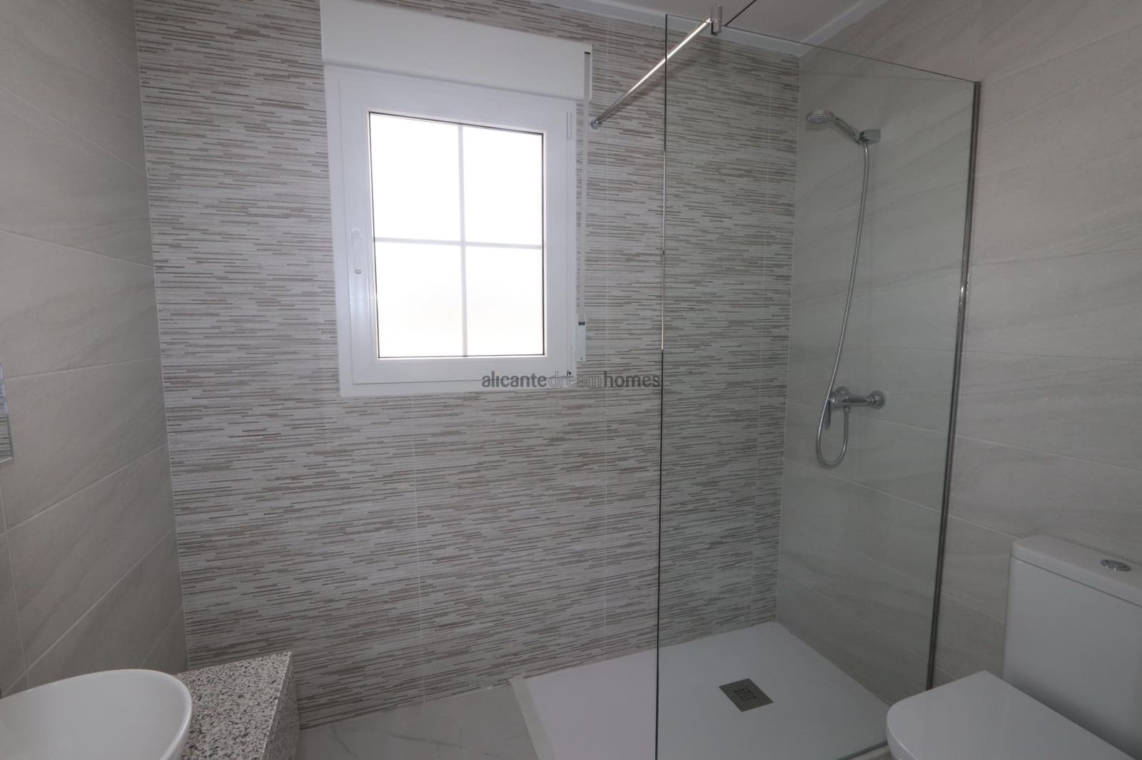 4 quarto Moradia para venda em Pinoso com piscina garagem - 423 000 € (Ref: 8844058)