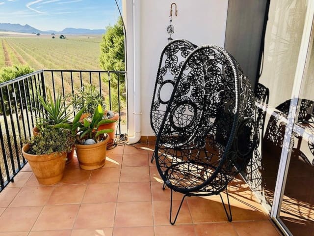 4 bedroom Villa for sale in Villena with pool garage - € 395,000 (Ref: 8853137)