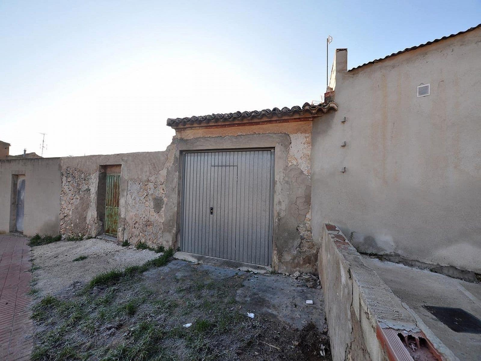 Ruin til salg i Salinas - € 32.500 (Ref: 8864726)