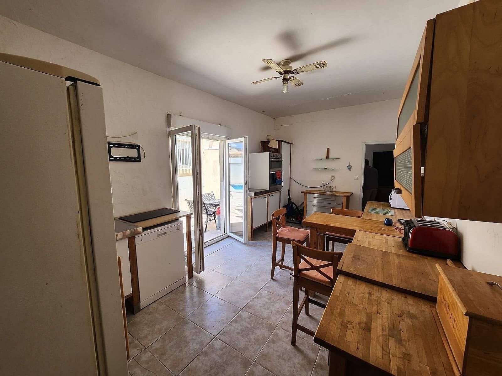 6 bedroom Cave House for sale in L'Alguena / Alguenya - € 135,000 (Ref: 8864744)