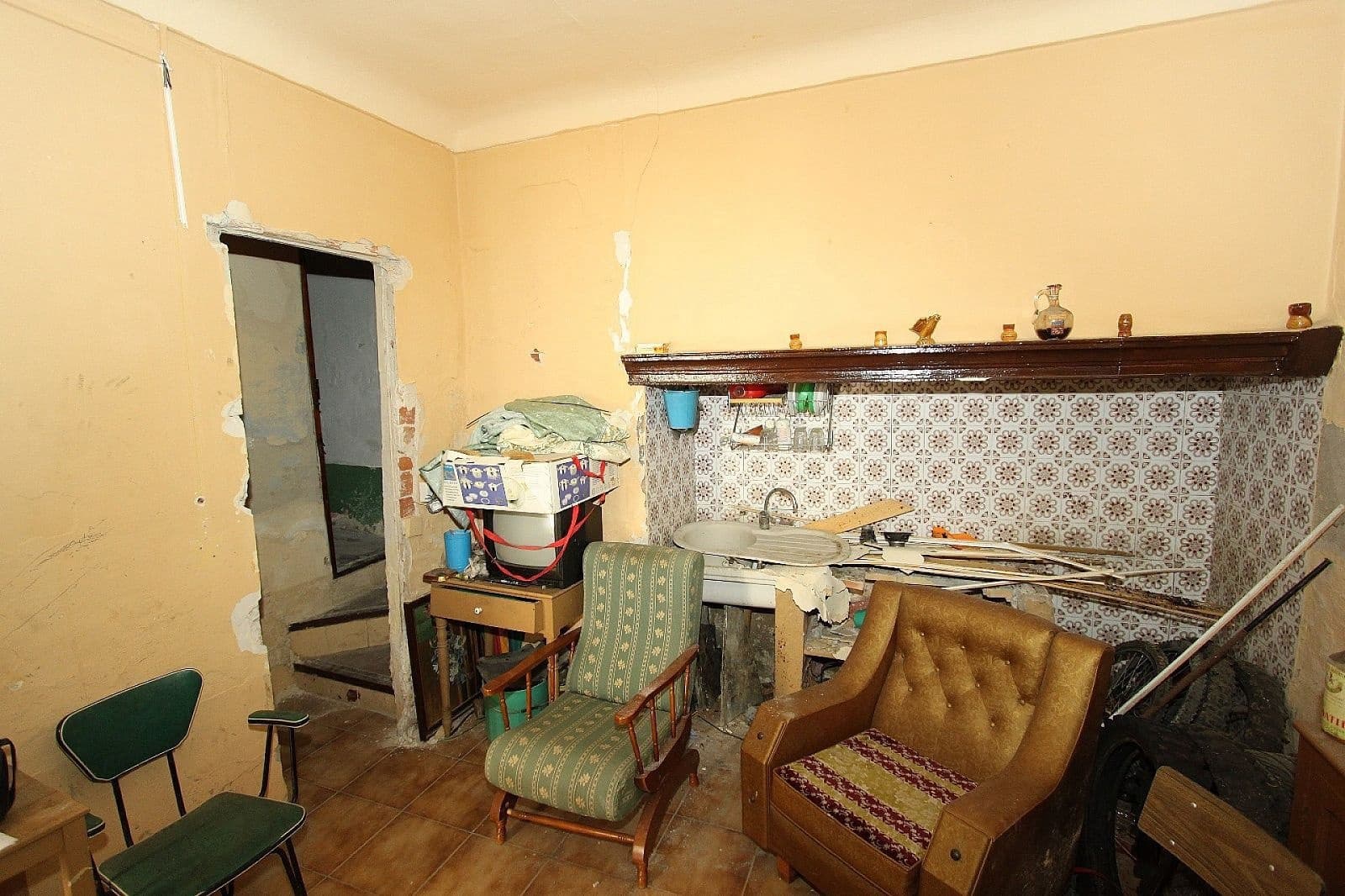 6 soveværelse Byhus til salg i Villena - € 80.000 (Ref: 8864749)