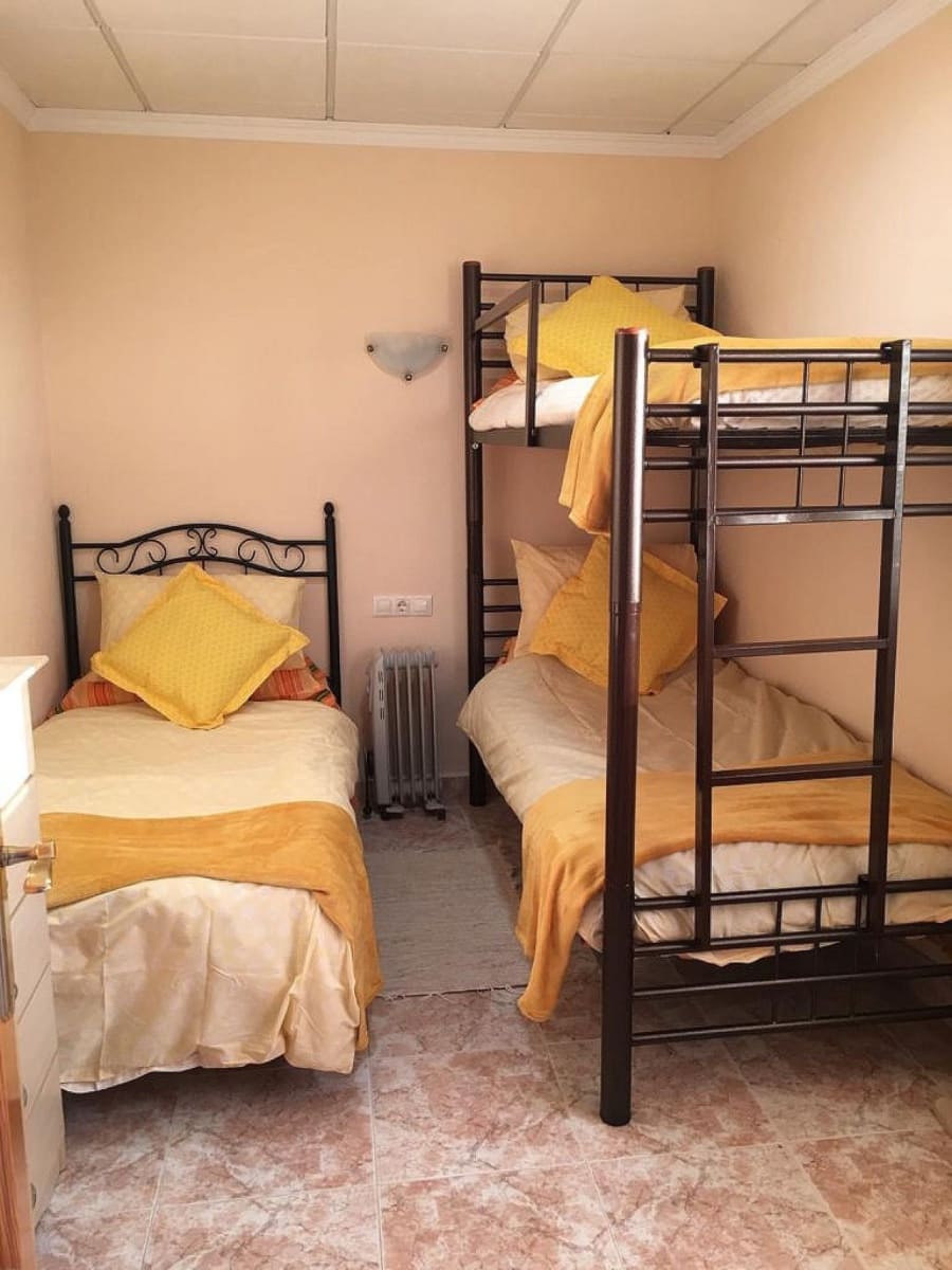 12 sypialnia Komercyjne na sprzedaż w Fortuna - 950 000 € (Ref: 8864755)