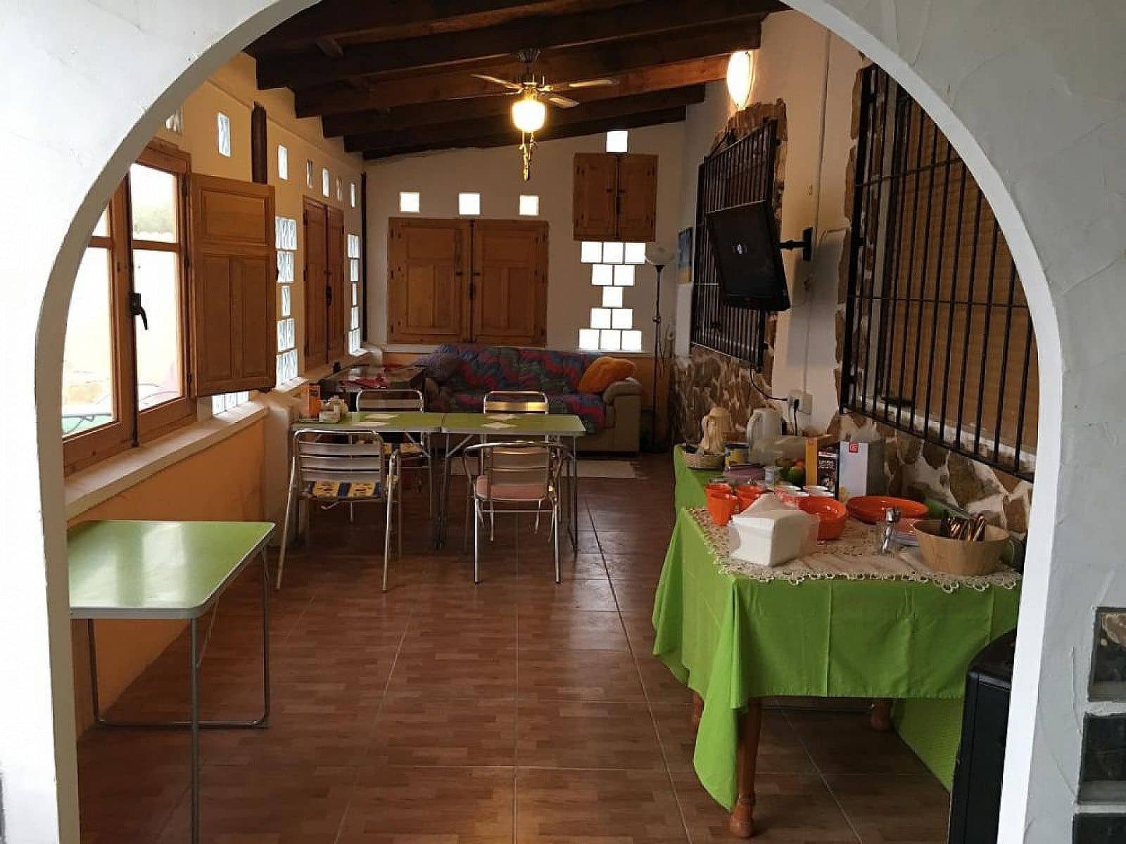 12 sypialnia Komercyjne na sprzedaż w Fortuna - 950 000 € (Ref: 8864755)