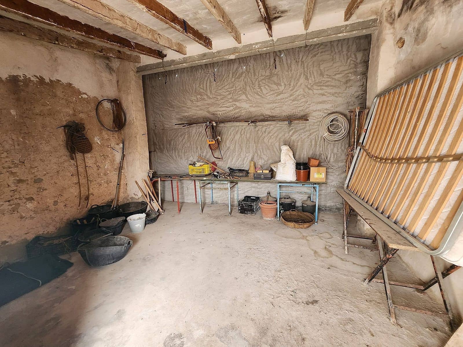 3 soveværelse Byhus til salg i Barinas med garage - € 149.950 (Ref: 8864758)