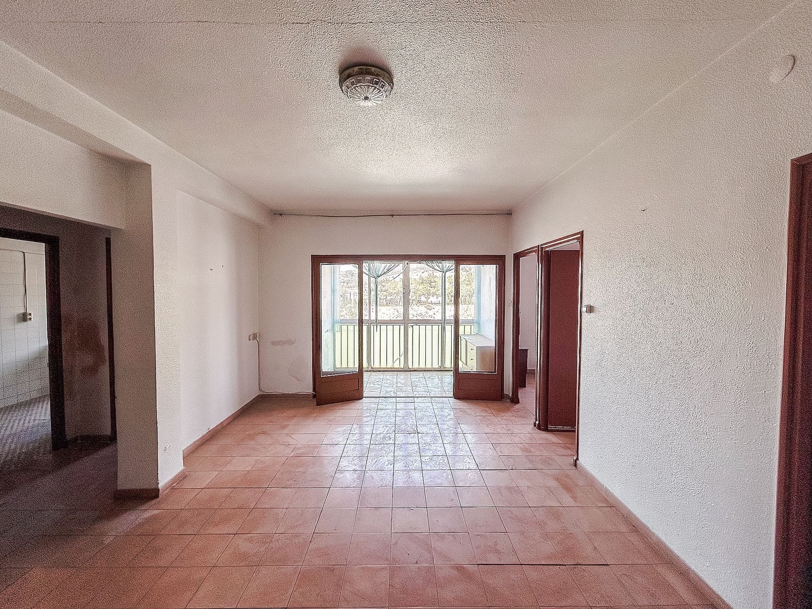 6 soveværelse Byhus til salg i Petrel / Petrer - € 169.000 (Ref: 8893826)