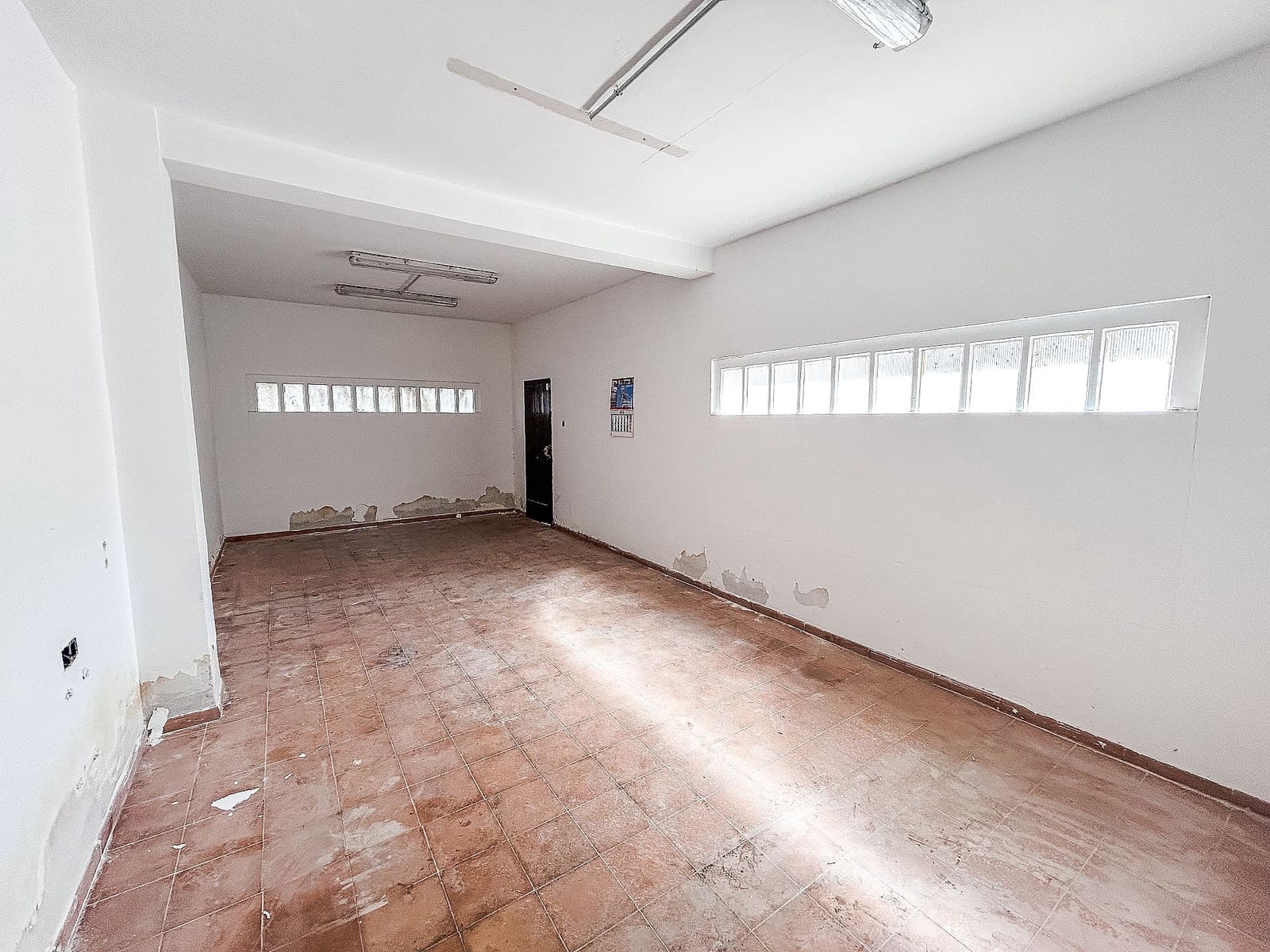 6 soveværelse Byhus til salg i Petrel / Petrer - € 169.000 (Ref: 8893826)