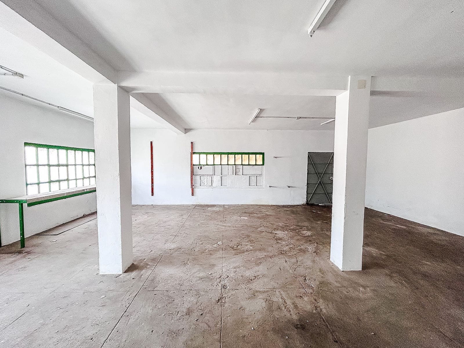 6 soveværelse Byhus til salg i Petrel / Petrer - € 169.000 (Ref: 8893826)