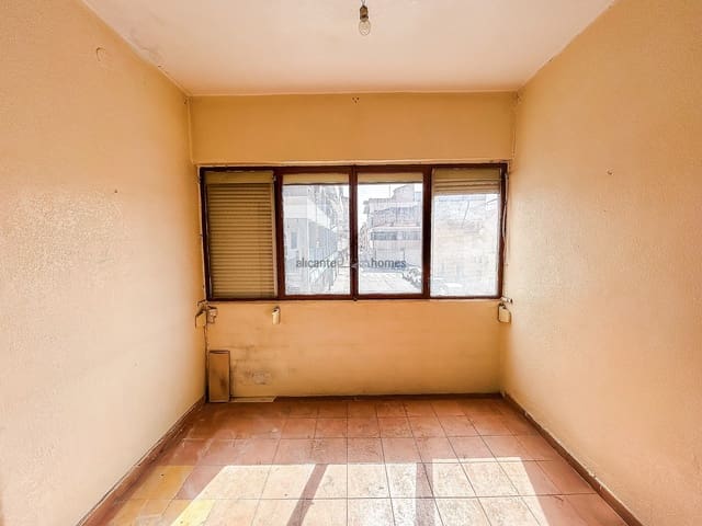 6 sypialnia Dom na sprzedaż w Petrel / Petrer - 169 000 € (Ref: 8893826)