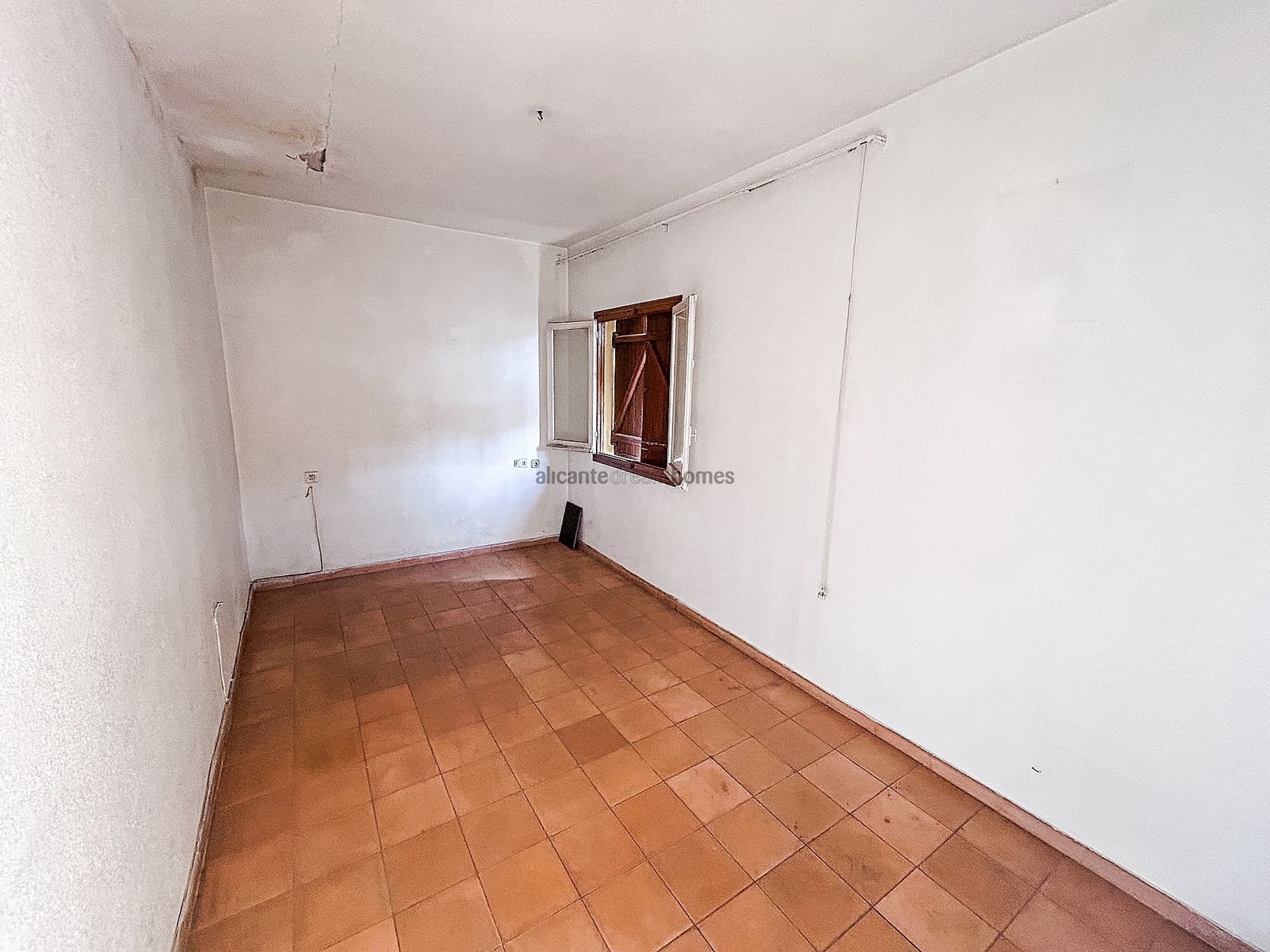 6 makuuhuone Omakotitalo myytävänä paikassa Petrel / Petrer - 169 000 € (Ref: 8893826)