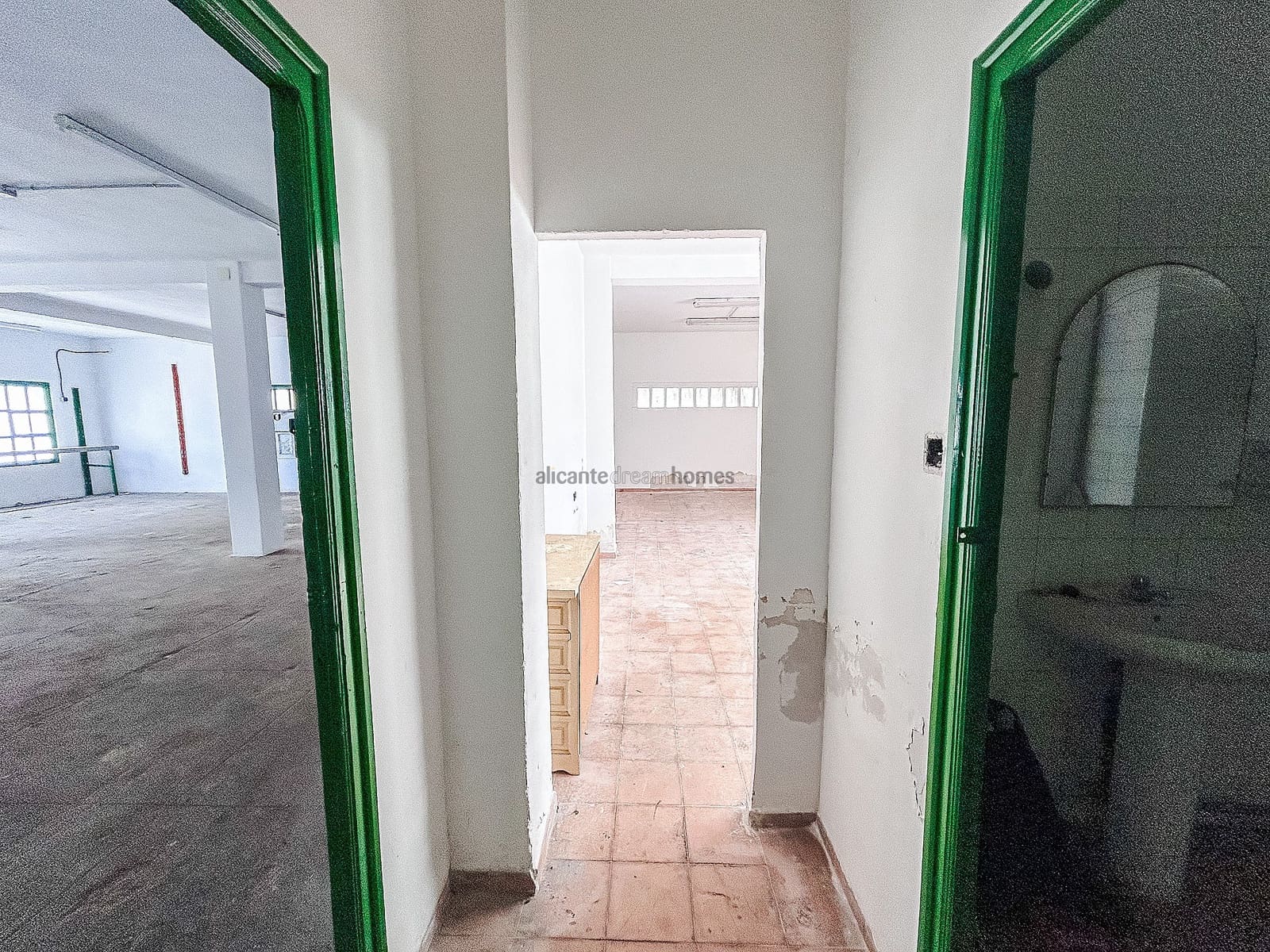 6 makuuhuone Omakotitalo myytävänä paikassa Petrel / Petrer - 169 000 € (Ref: 8893826)