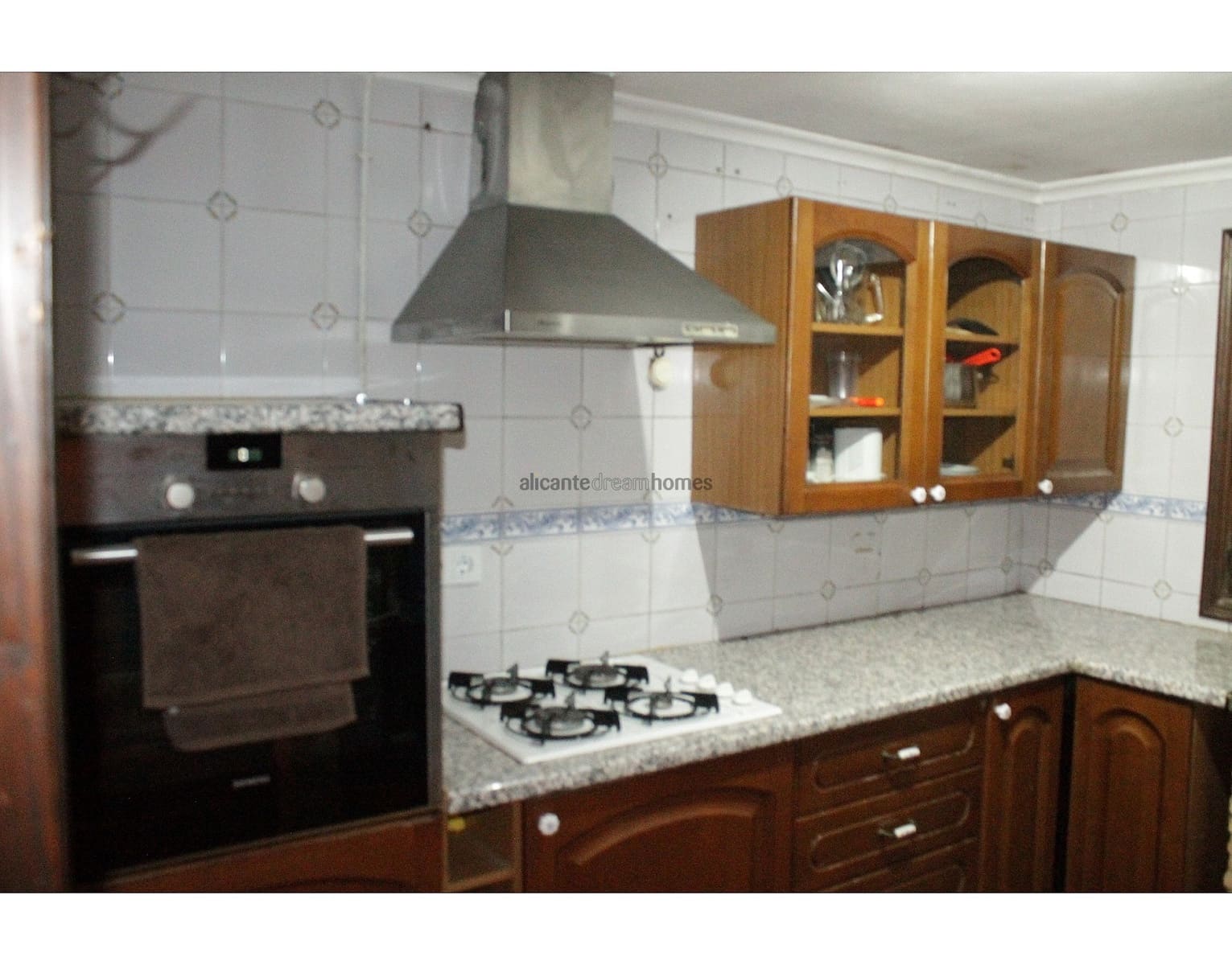 2 sypialnia Finka/Dom wiejski na sprzedaż w Lel z garażem - 87 995 € (Ref: 8905795)