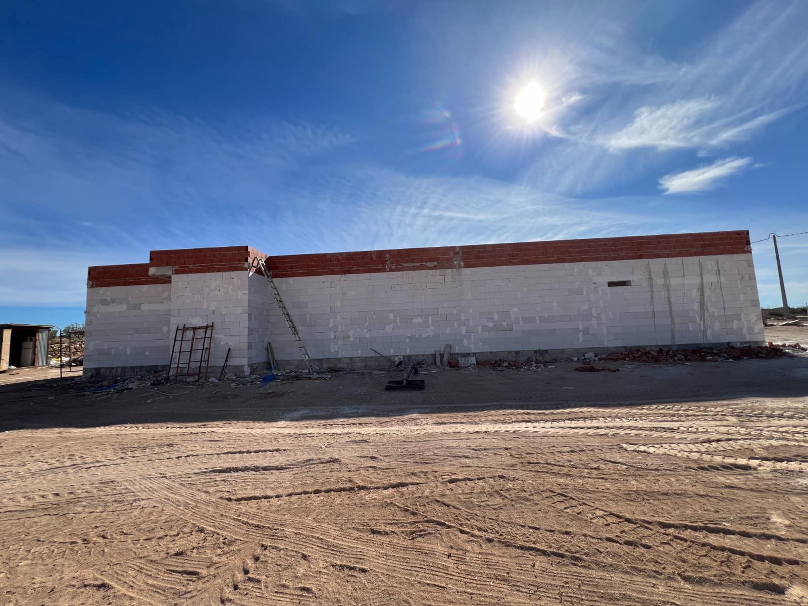 3 bedroom Villa for sale in Pinoso - € 370,000 (Ref: 8910310)