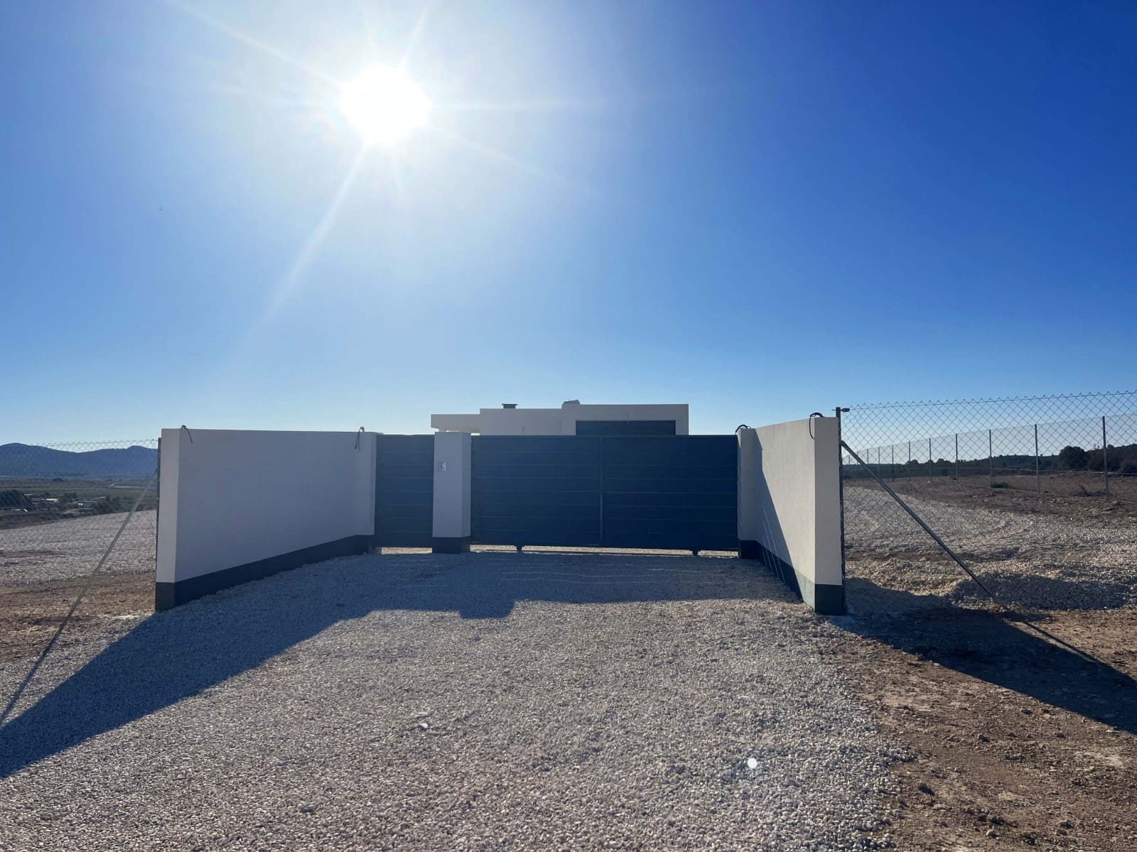 3 bedroom Villa for sale in Pinoso - € 350,000 (Ref: 8910324)