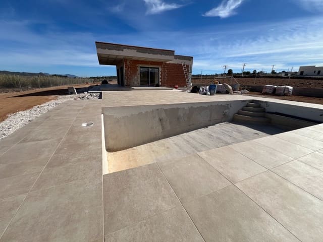 3 bedroom Villa for sale in Pinoso - € 350,000 (Ref: 8910324)