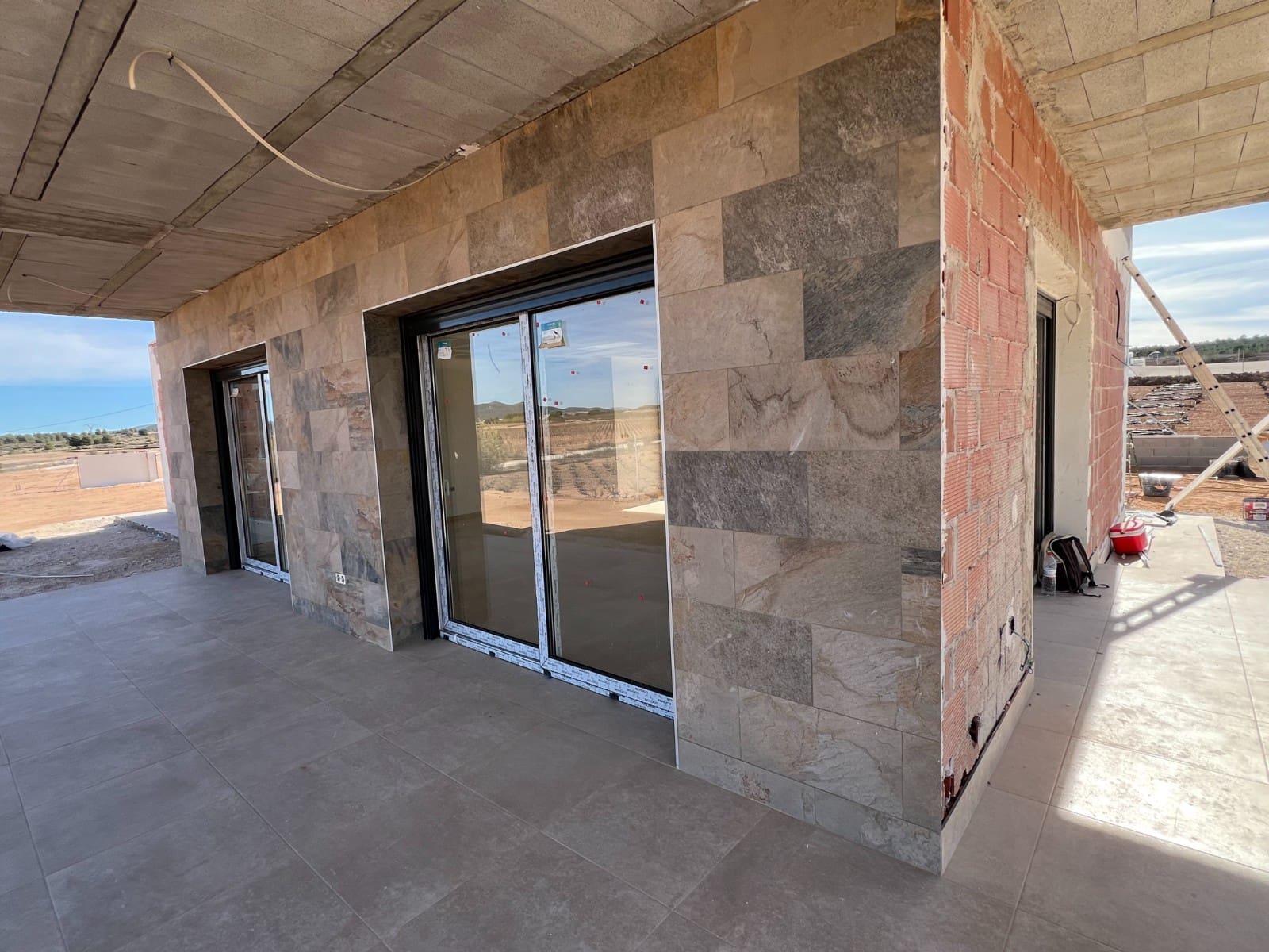 3 bedroom Villa for sale in Pinoso - € 350,000 (Ref: 8910324)