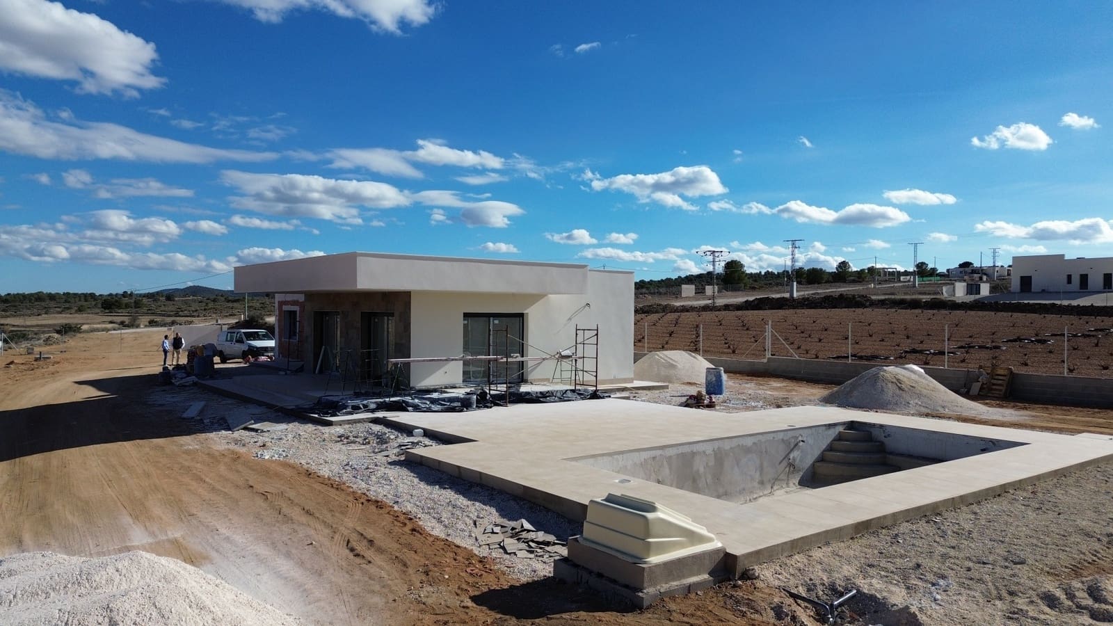 3 bedroom Villa for sale in Pinoso - € 350,000 (Ref: 8910324)