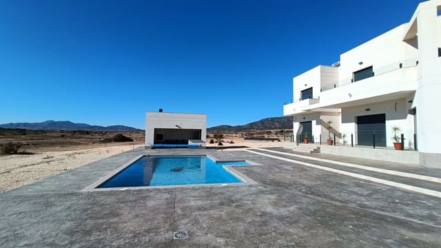 6 bedroom Villa for sale in Pinoso - € 489,000 (Ref: 8910326)