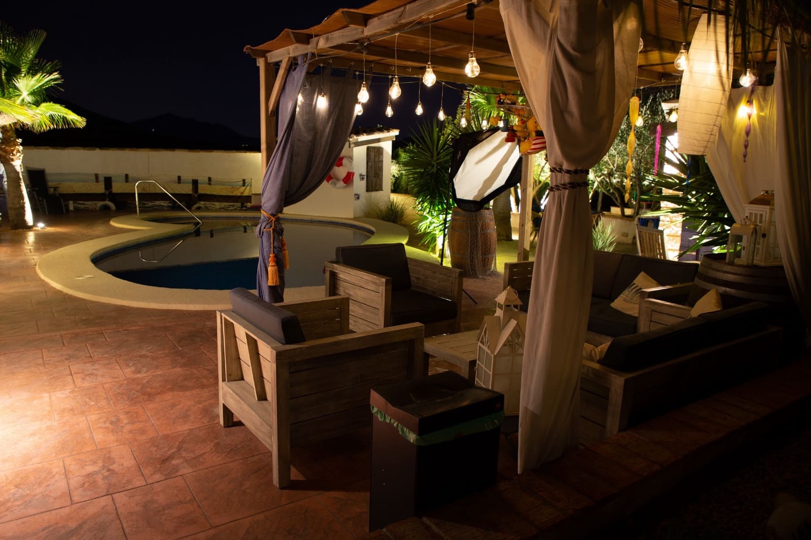 6 bedroom Villa for sale in Barbarroja - € 850,000 (Ref: 8910343)