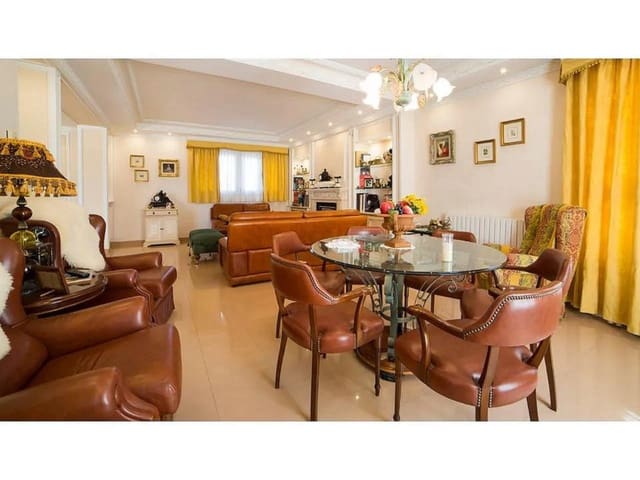 6 soveværelse Villa til salg i Yecla med swimmingpool garage - € 600.000 (Ref: 8917159)