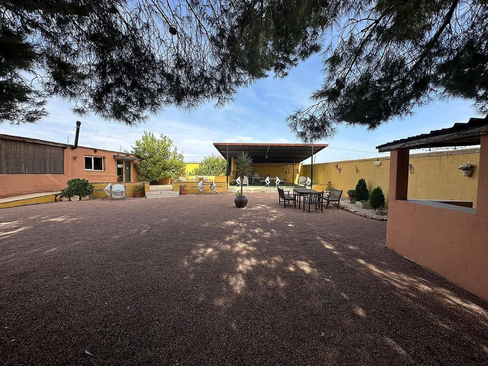 3 soveværelse Erhverv til salg i Pinoso med swimmingpool garage - € 349.995 (Ref: 8920169)