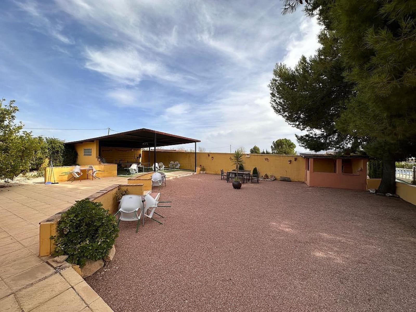 3 soveværelse Erhverv til salg i Pinoso med swimmingpool garage - € 349.995 (Ref: 8920169)