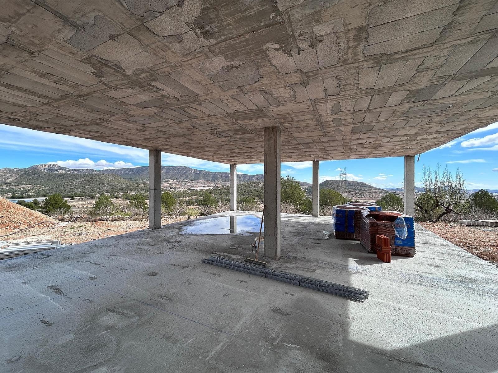 4 bedroom Villa for sale in La Romana with pool - € 449,900 (Ref: 8923355)