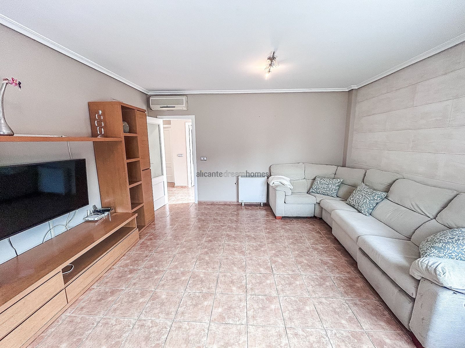 5 Zimmer Haus zu verkaufen in Pinoso mit Garage - 249.000 € (Ref: 8940779)