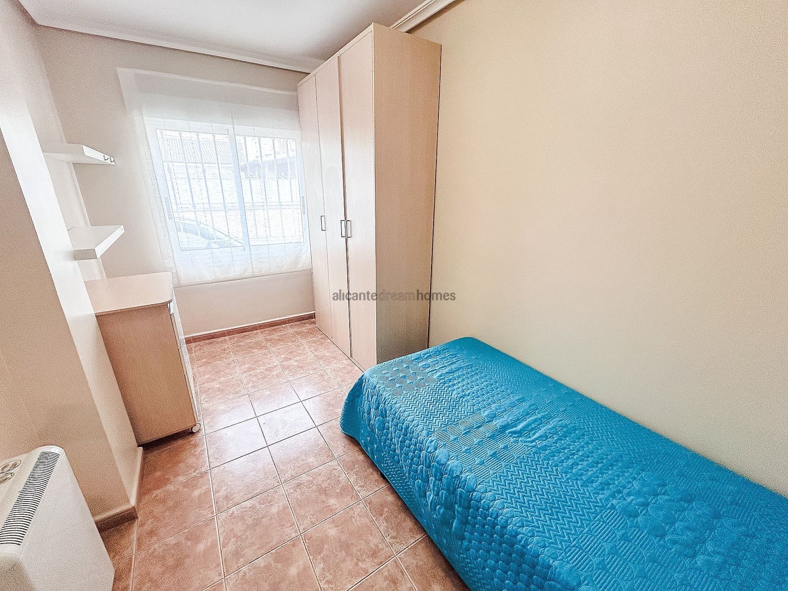 5 Zimmer Haus zu verkaufen in Pinoso mit Garage - 249.000 € (Ref: 8940779)