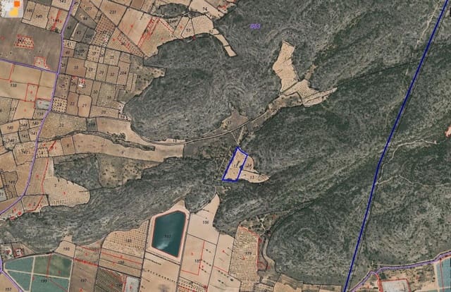 Mark till salu i Yecla - 14 000 € (Ref: 8952512)