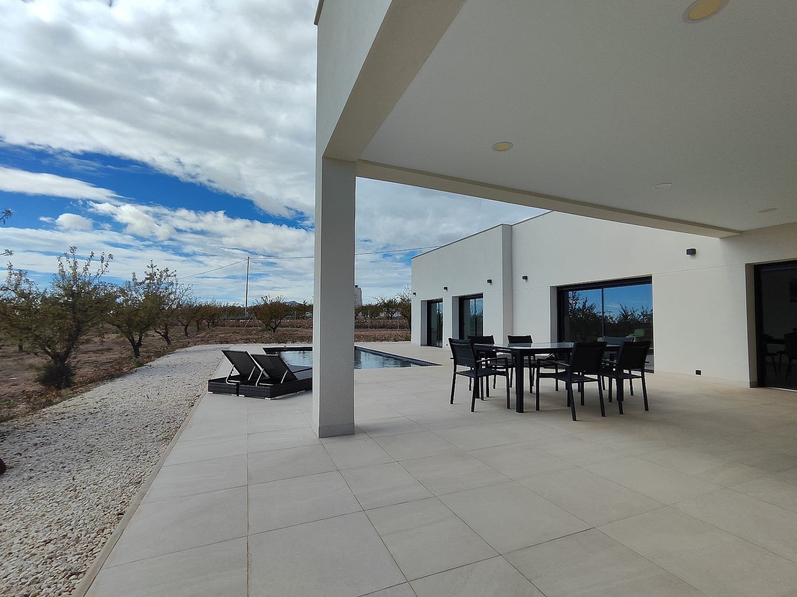 3 soveværelse Villa til salg i Aspe med swimmingpool - € 365.000 (Ref: 8953301)