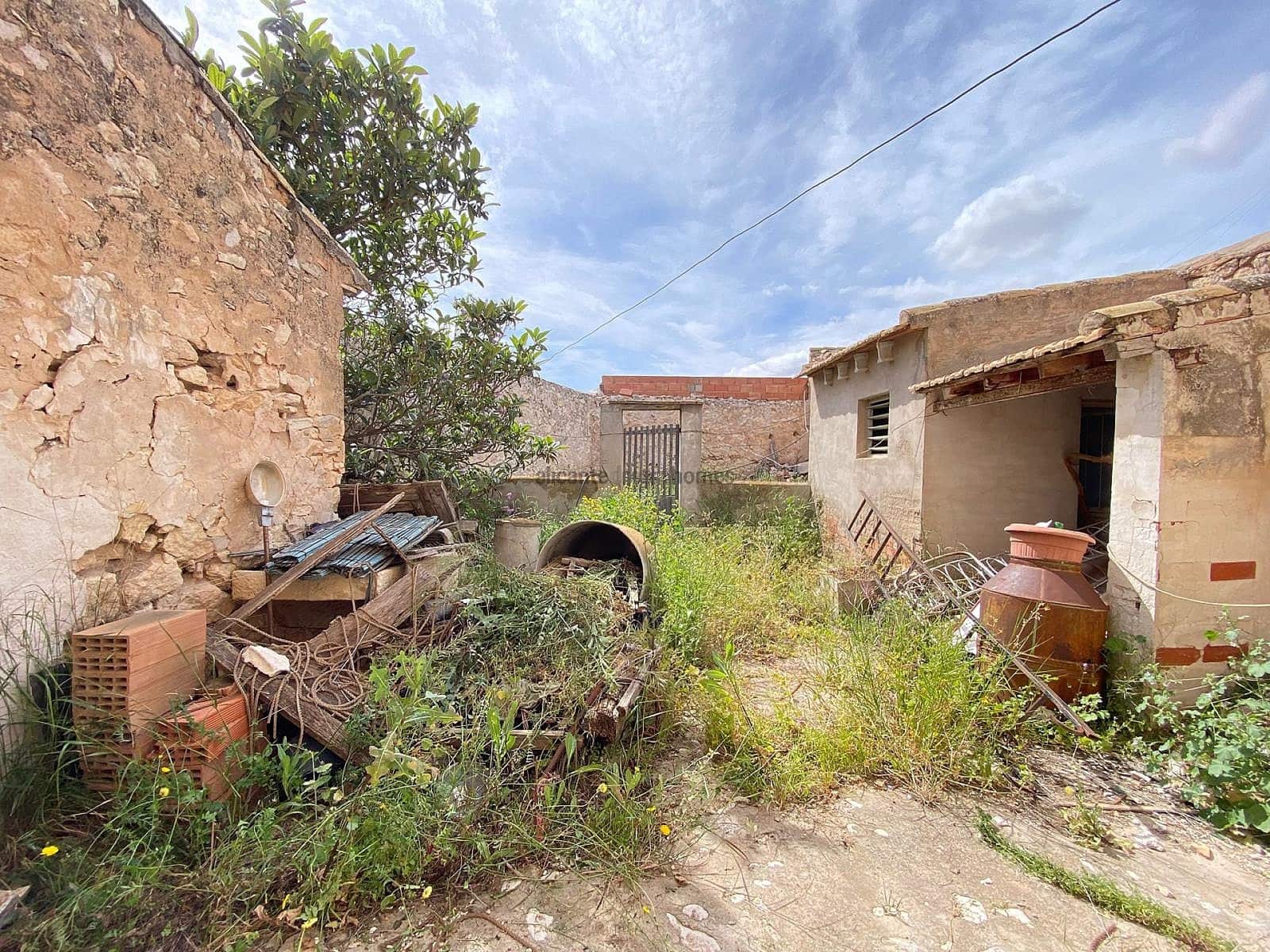 7 makuuhuone Omakotitalo myytävänä paikassa Pinoso - 149 995 € (Ref: 8960566)