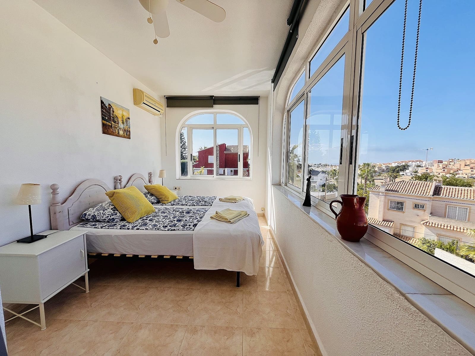 7 bedroom Villa for sale in San Miguel de Salinas with pool - € 375,000 (Ref: 8981799)