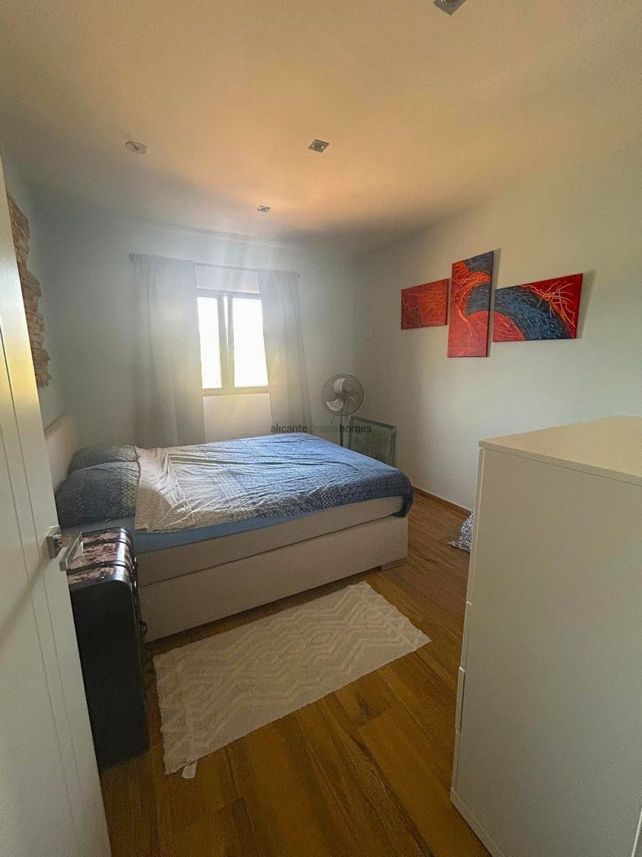 4 quarto Moradia para venda em Salinas com piscina - 495 000 € (Ref: 8982796)