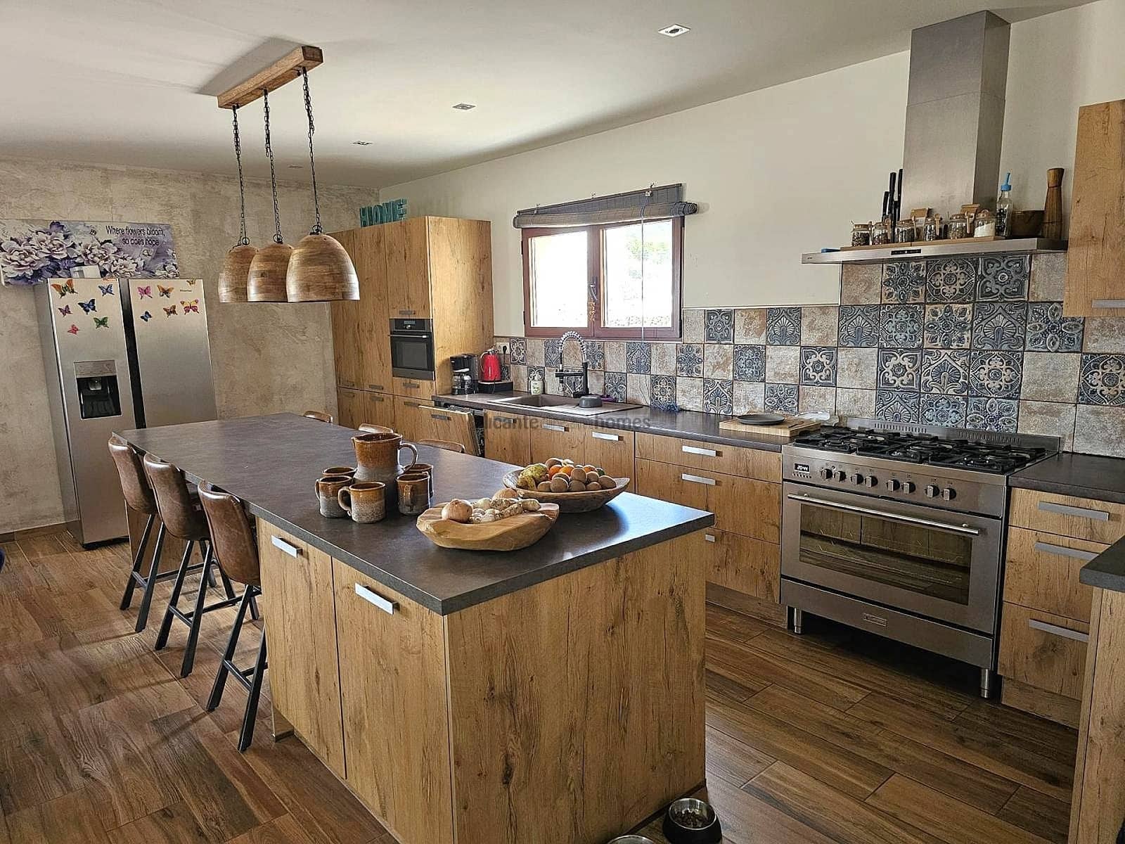 4 quarto Moradia para venda em Salinas com piscina - 495 000 € (Ref: 8982796)