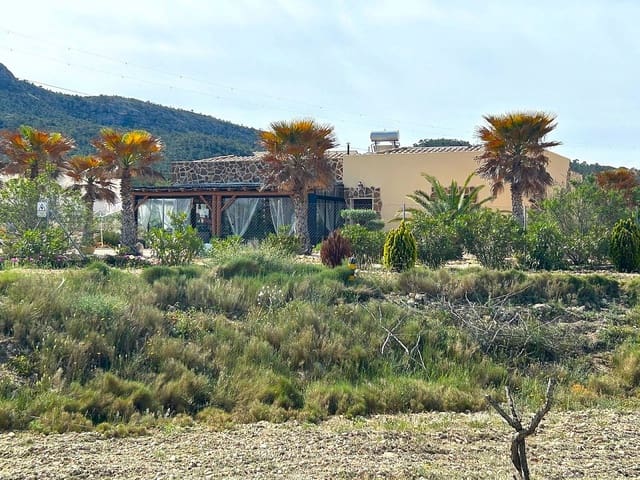 4 soveværelse Villa til salg i Salinas med swimmingpool - € 495.000 (Ref: 8982796)