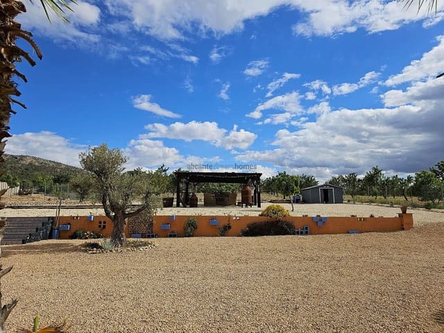 4 soveværelse Villa til salg i Salinas med swimmingpool - € 495.000 (Ref: 8982796)