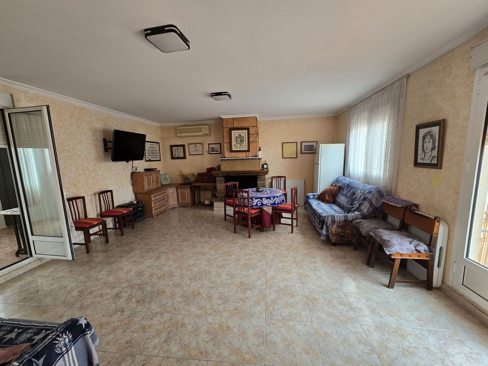 3 soverom Leilighet til salgs i Sax - € 169 995 (Ref: 8988015)