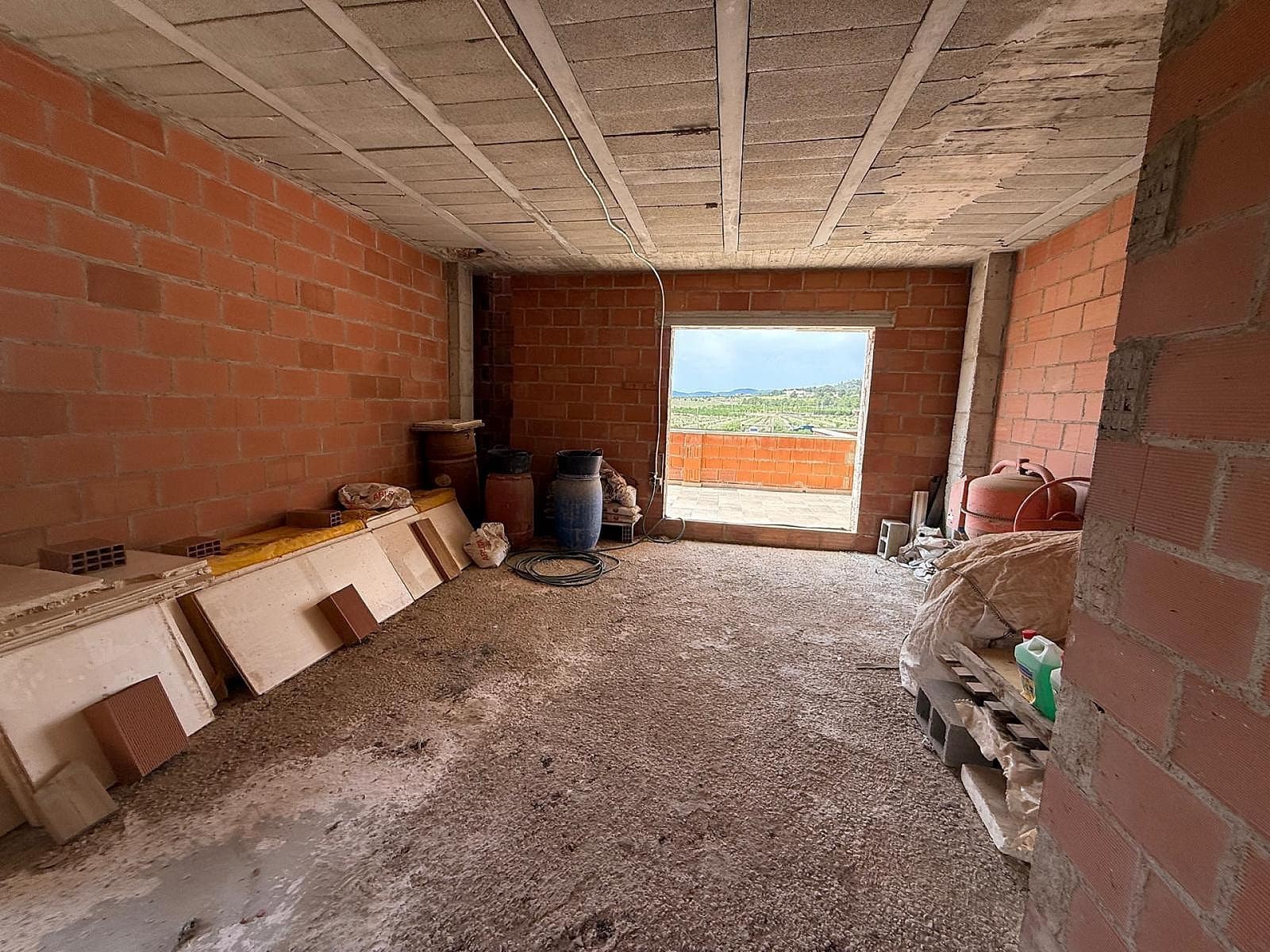 7 slaapkamer Villa te koop in Salinas - € 199.995 (Ref: 9001943)