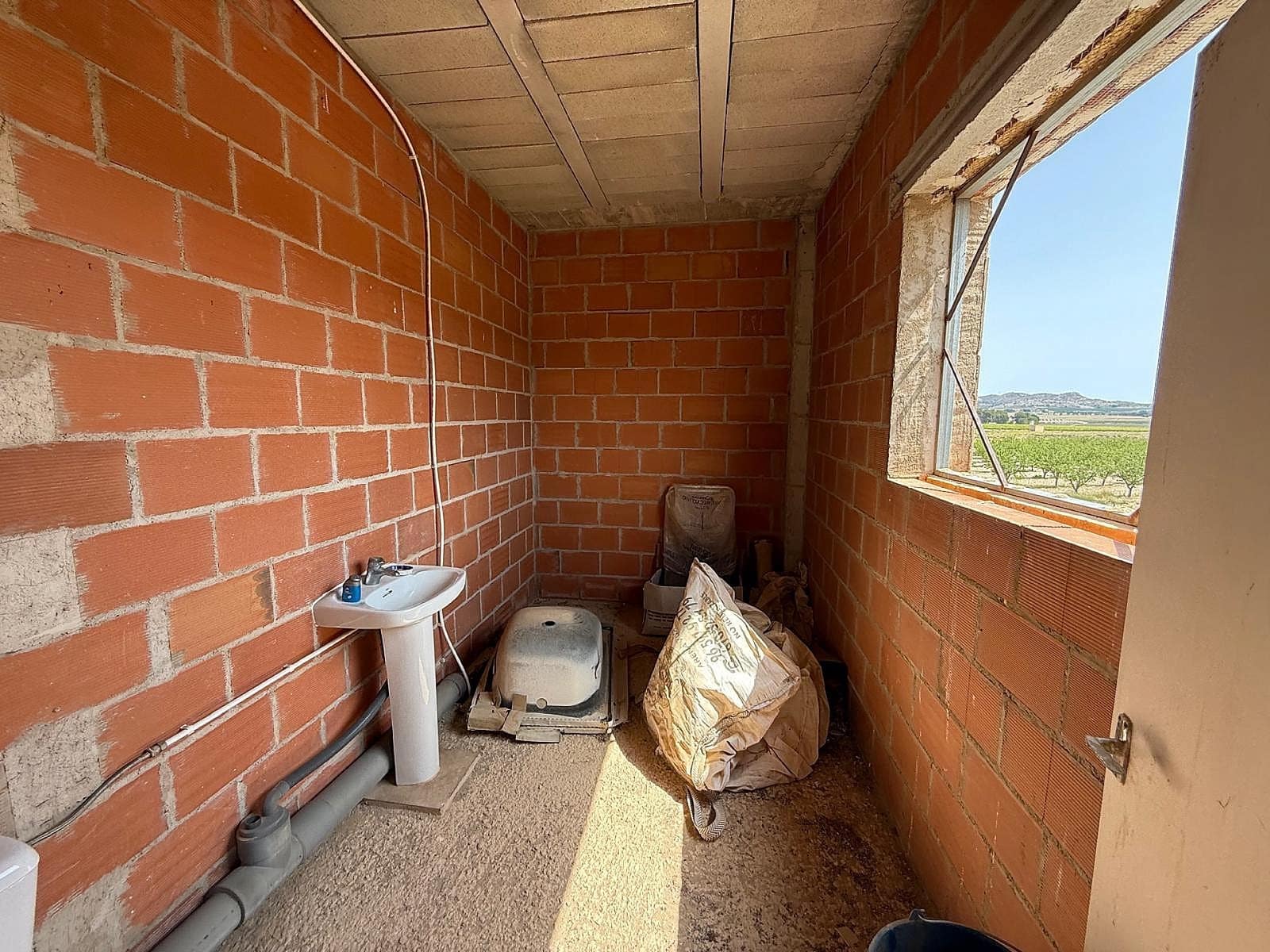 7 slaapkamer Villa te koop in Salinas - € 199.995 (Ref: 9001943)