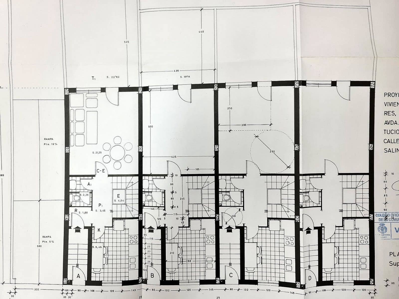 4 soveværelse Byhus til salg i Salinas med garage - € 110.000 (Ref: 9002885)