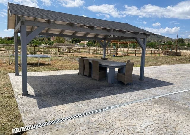 3 makuuhuone Puutalo myytävänä paikassa Monóvar / Monóver - 299 995 € (Ref: 9005892)